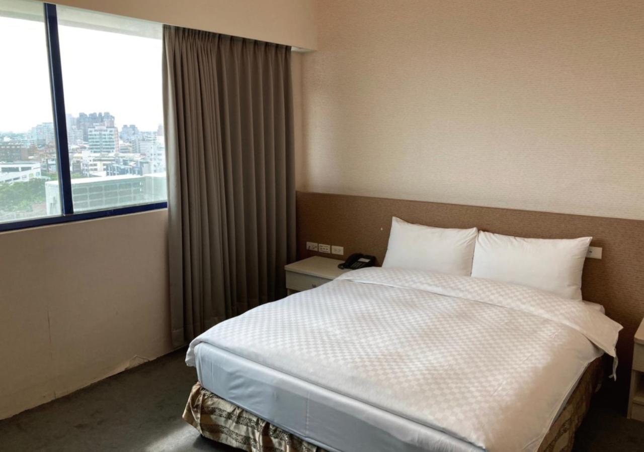 Shun-Yi Business Hotel مدينة تشيايي المظهر الخارجي الصورة