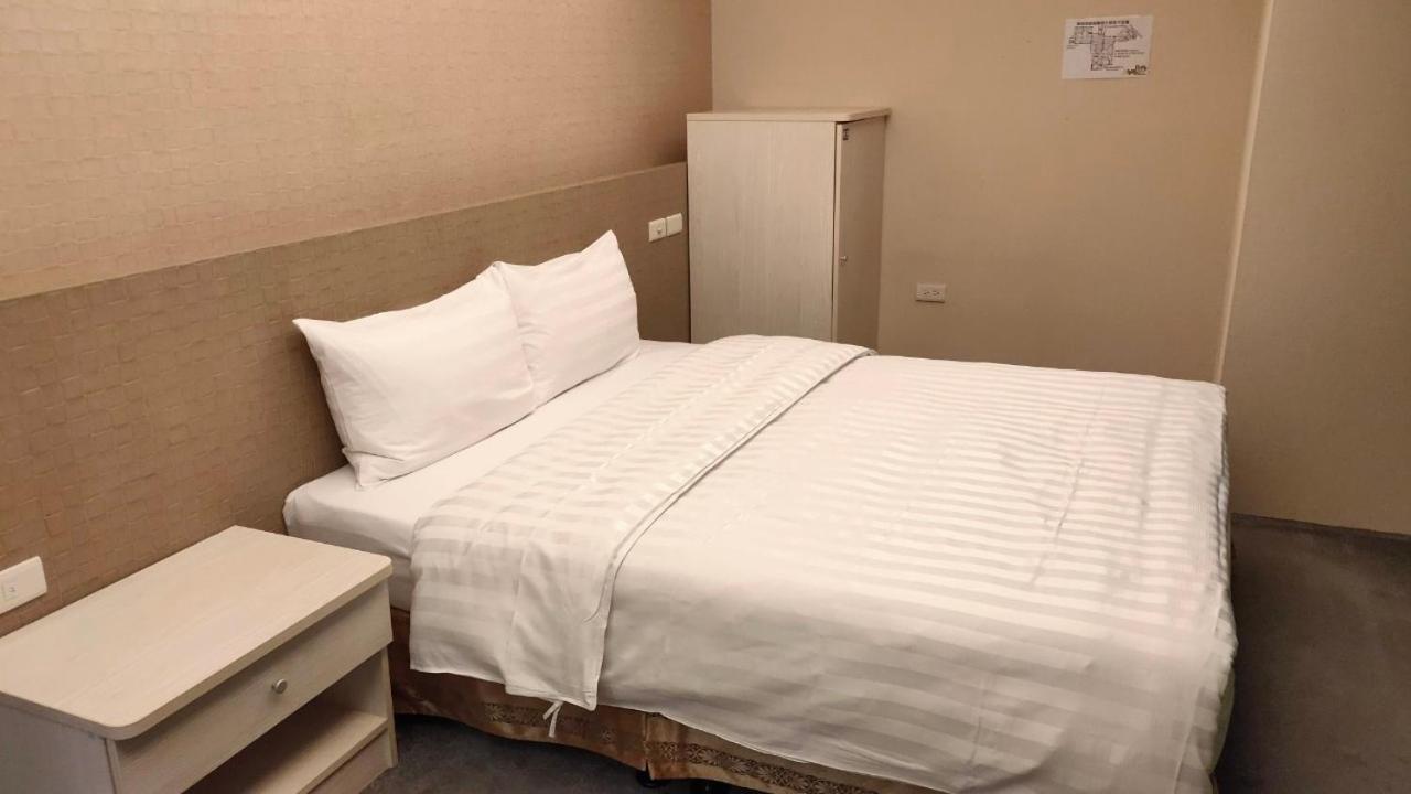 Shun-Yi Business Hotel مدينة تشيايي المظهر الخارجي الصورة